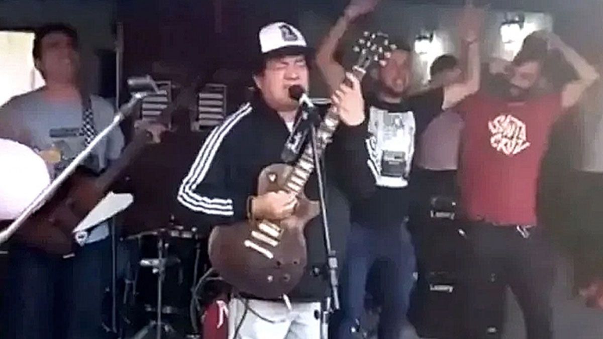 Reapareció Pity Álvarez En Un Video Cantando Un Clásico De Viejas Locas