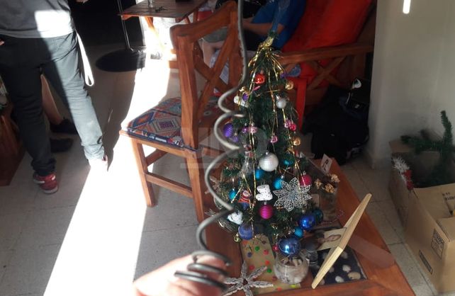 La ganzua que utilizaron los delincuentes para ingresar al domicilio.