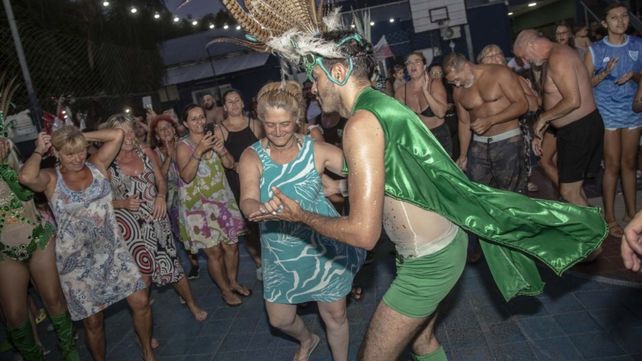 Los Bailes de Carnaval en los barrios tendrán múltiples propuestas en su último fin de semana&nbsp;