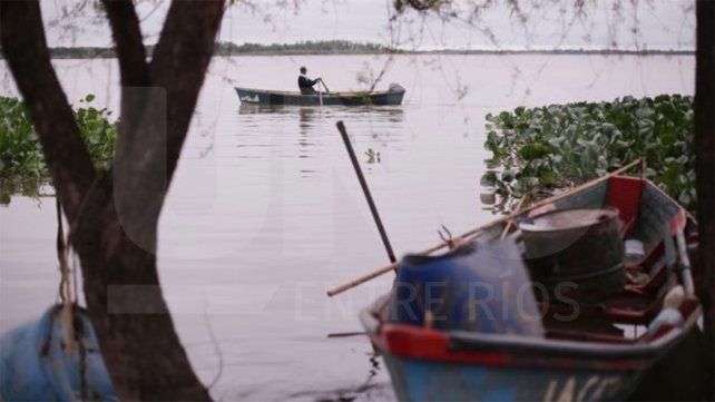 En calle El Pescador hay 15 quinchos. Vecinos de Puerto Sánchez apuestan a que el lugar se convierta en un paseo gastronómico obligado de turistas y paranaenses