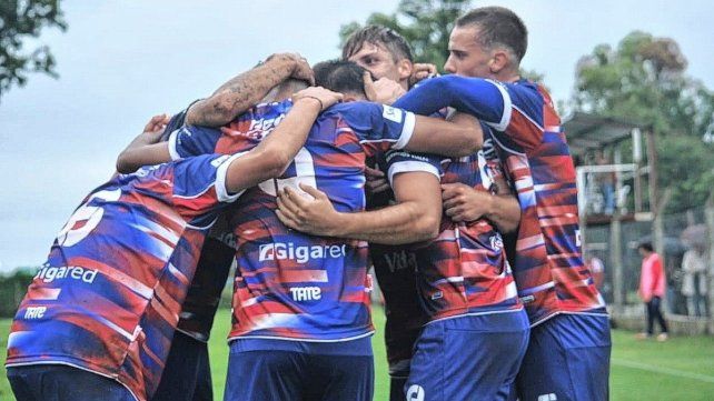 Bajo la lluvia, la reserva Unión logró su primer triunfo del torneo ante Argentinos