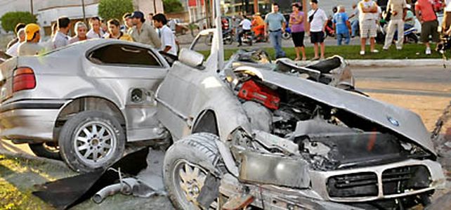 Tres muertos y cuatro heridos por una picada en la ciudad de Corrientes