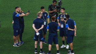 El plantel de Boca realizó este viernes el reconocimiento del campo de juego del estadio Maracaná