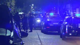 Discutió en una barbería, volvió armado, disparó y mató a un nene de un año