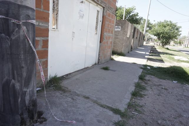 Crimen en barrio Tablada: un mensaje narco firmado con ocho balazos como advertencia
