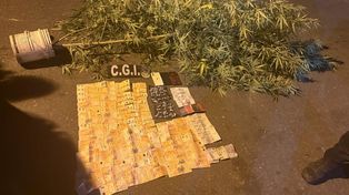 Tres detenidos por venta de drogas al menudeo en una esquina de la zona oeste