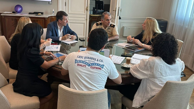 Karina Milei junto al nuevo jefe de la Casa Militar