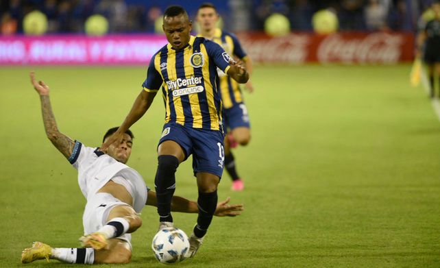 Jaminton Campaz aún no arranca y Central lo sufre. Es uno de los jugadores más desequilibrantes del equipo.
