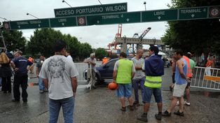 Los porteños y su jueves negro: escape tóxico y fuertes lluvias