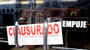 Por razones de seguridad, el municipio local clausuró un bowling en pleno centro