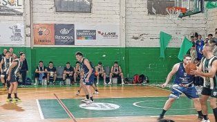 Alumni derrotó a Macabi por 70 a 60.