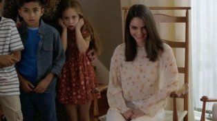 Sonríe, la película escrita y dirigida por Parker Finn, trepó al primer lugar de las películas más vistas en Netflix.&nbsp;