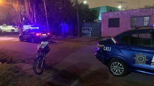 Balacera en barrio Parque Casas: mataron a una mujer y otra resultó herida