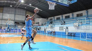 Regatas venció a Ferro en Concepción del Uruguay por el Torneo Federal de Básquet