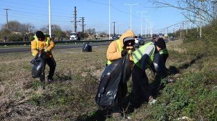 La Municipalidad de Santa Fe iniciará este viernes la tercera etapa de limpieza de residuos en la avenida Circunvalación Oeste y su entorno.&nbsp;