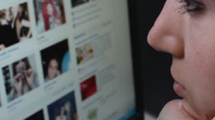 ¿Qué efectos causa entre los jóvenes el uso excesivo de Facebook?