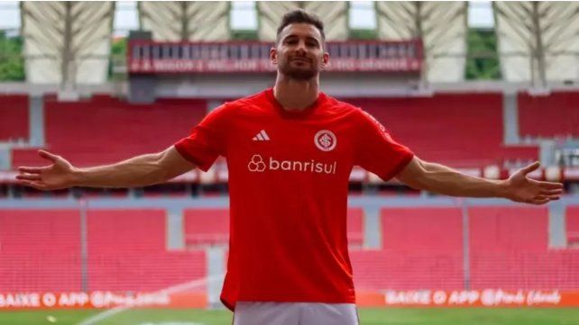 Lucas Alario dejaría Inter de Porto Alegre por un equipo de Emiratos Árabes
