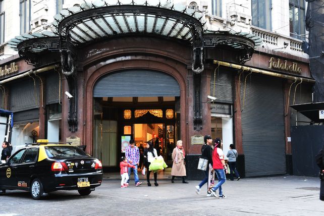 Falabella se achica, pero el local de Rosario seguirá abierto
