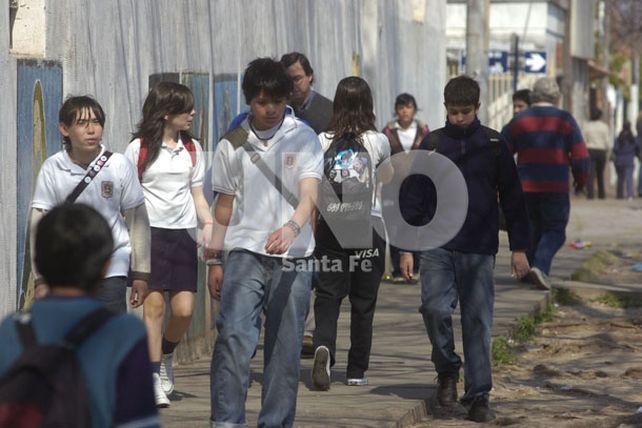 Mandar a un chico a un colegio privado en la ciudad cuesta alrededor de $1.300