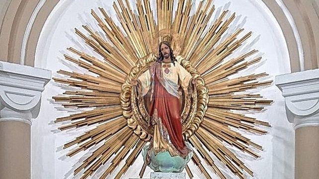 Lema. Con el Corazón de Jesús vivimos