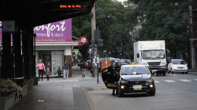 Paro de colectivos en Rosario: ciudad a media máquina y docentes con el incentivo a salvo