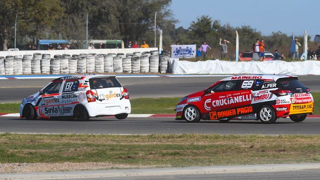 Ramiro Cano persigue a Alejo Cravero en la C2 del TN.