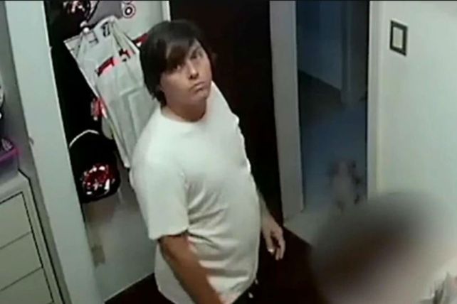 Una nena de 12 años se cansó y filmó cuando su tío abusaba de ella
