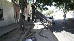 La esquina de Italia y Juan Canals donde robaron el celular a un anciano