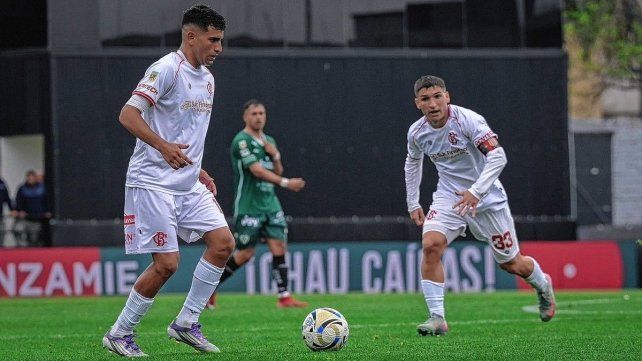 Barracas Central recibe este lunes a Belgrano.