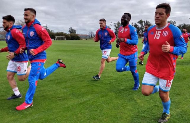 Madelón probó con tres cambios para el duelo ante Defensa