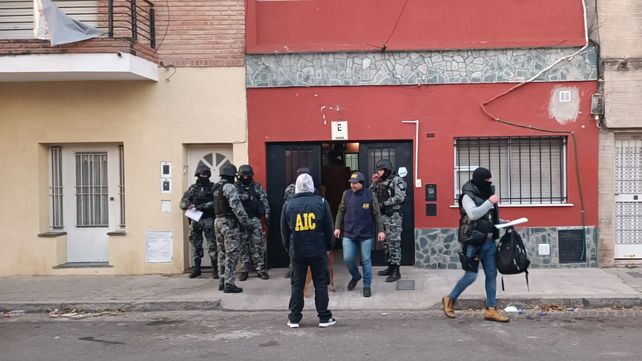Uno de los allanamientos se realizó en French al 1300