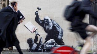 Apareció un nuevo mural de Banksy, pero Londres anunció que va a removerlo