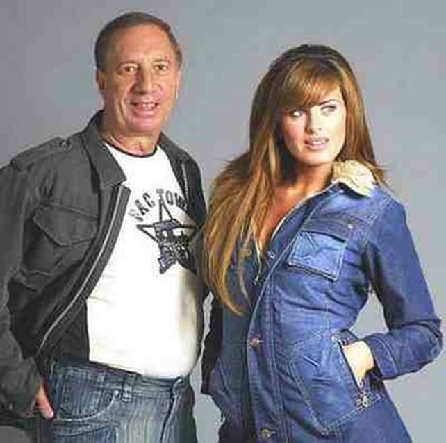 Bilardo. En una revista con Luna.