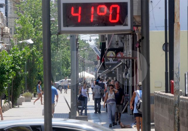 Ola de calor: el alivio llegaría recién el martes