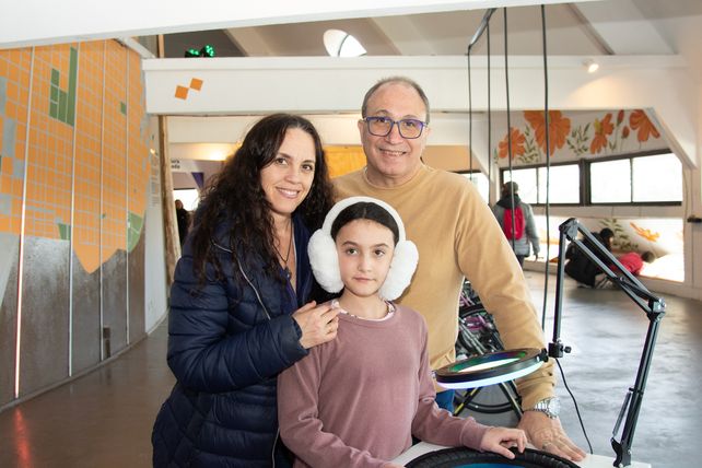 Sara Elinger y Sofia y Daniel Giovachini