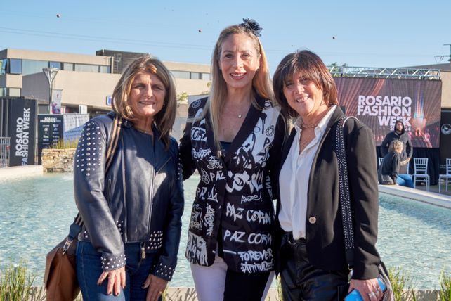 María Eugenia Boscia , Stella Batallés y Viviana Boscia.  