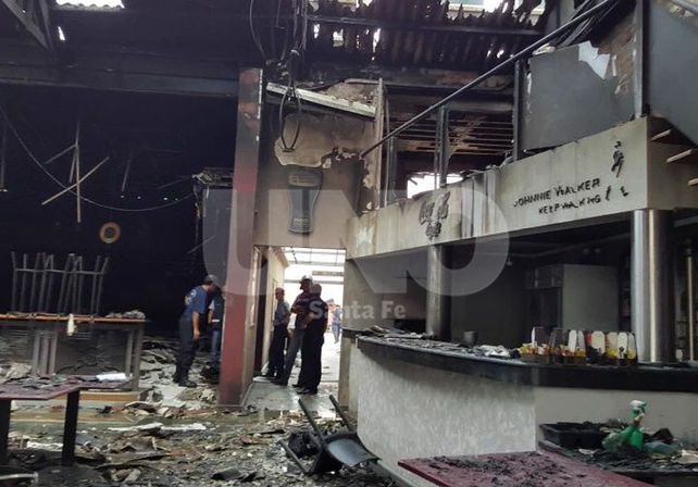 Totales. Las pérdidas observadas en el interior del local: piso