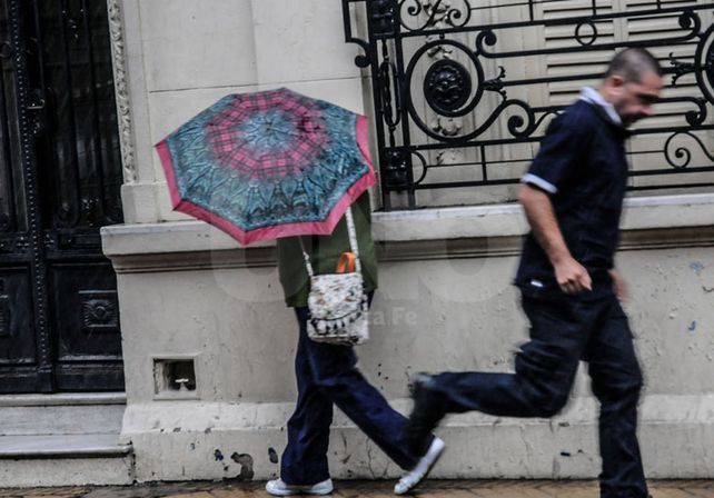 Llegó la lluvia a Santa Fe y el tiempo inestable seguirá todo el fin de semana