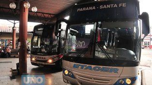 Etacer Paraná-Santa Fe habilitará la posibilidad de viajar parados