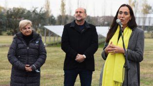Perotti, Gonnet y Clérici en la inauguración del Parque Fotovoltaico de la empresa Nova.