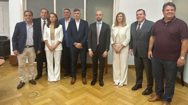 Transporte: Rosario Romero y otros intendentes declararon la emergencia