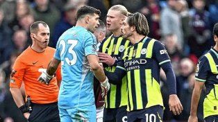 Dieron a conocer el tenso cruce entre Dibu Martínez y Jack Grealish