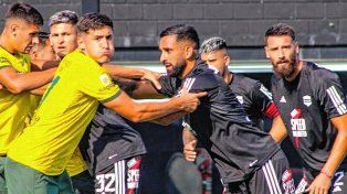 Riestra fue local ante Defensa.