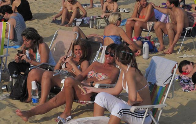 El calendario invita a planear mini vacaciones durante el próximo año.