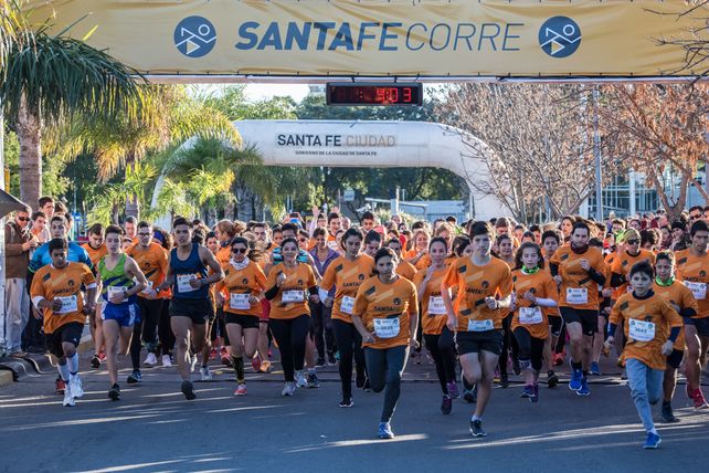 Más de dos mil personas participaron de la Santa Fe corre: mirá las mejores fotos