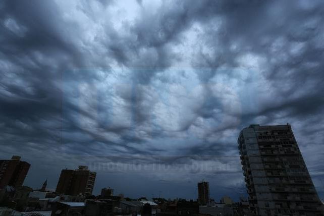 Se renovó el alerta por tormentas fuertes para la provincia