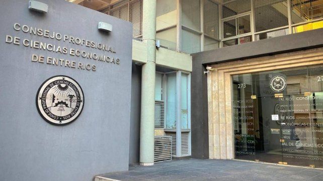 Los senadores del PJ solicitaron un informe del Consejo Profesional de Ciencias Económicas antes de avanzar con la reforma previsional.