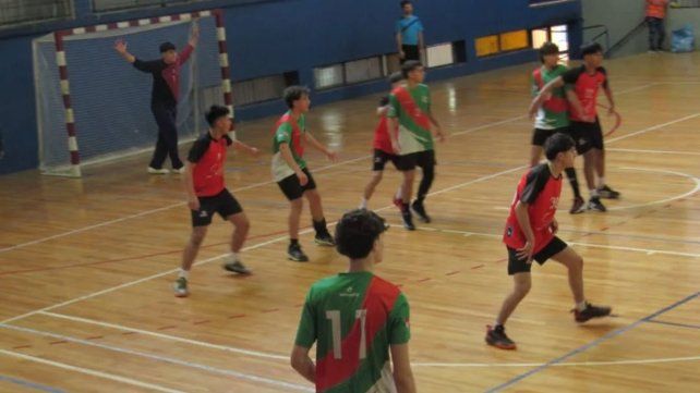 El elenco masculino de la FEH ganó sus dos presentaciones en el Argentino de Selecciones Cadetes.