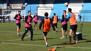 Racing pone lo mejor frente a Sarmiento de Resistencia