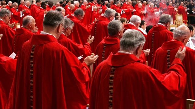 135 son los cardenales que participarán en el cónclave